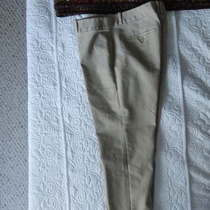 Liz crop khakis
